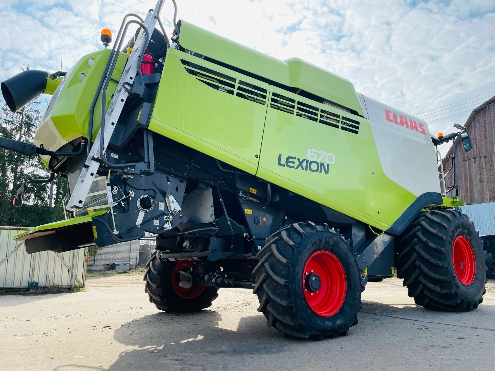 Комбайн Claas LEXION 670 + CLAAS VARIO 770 ЛИЗИНГ - изображение 3