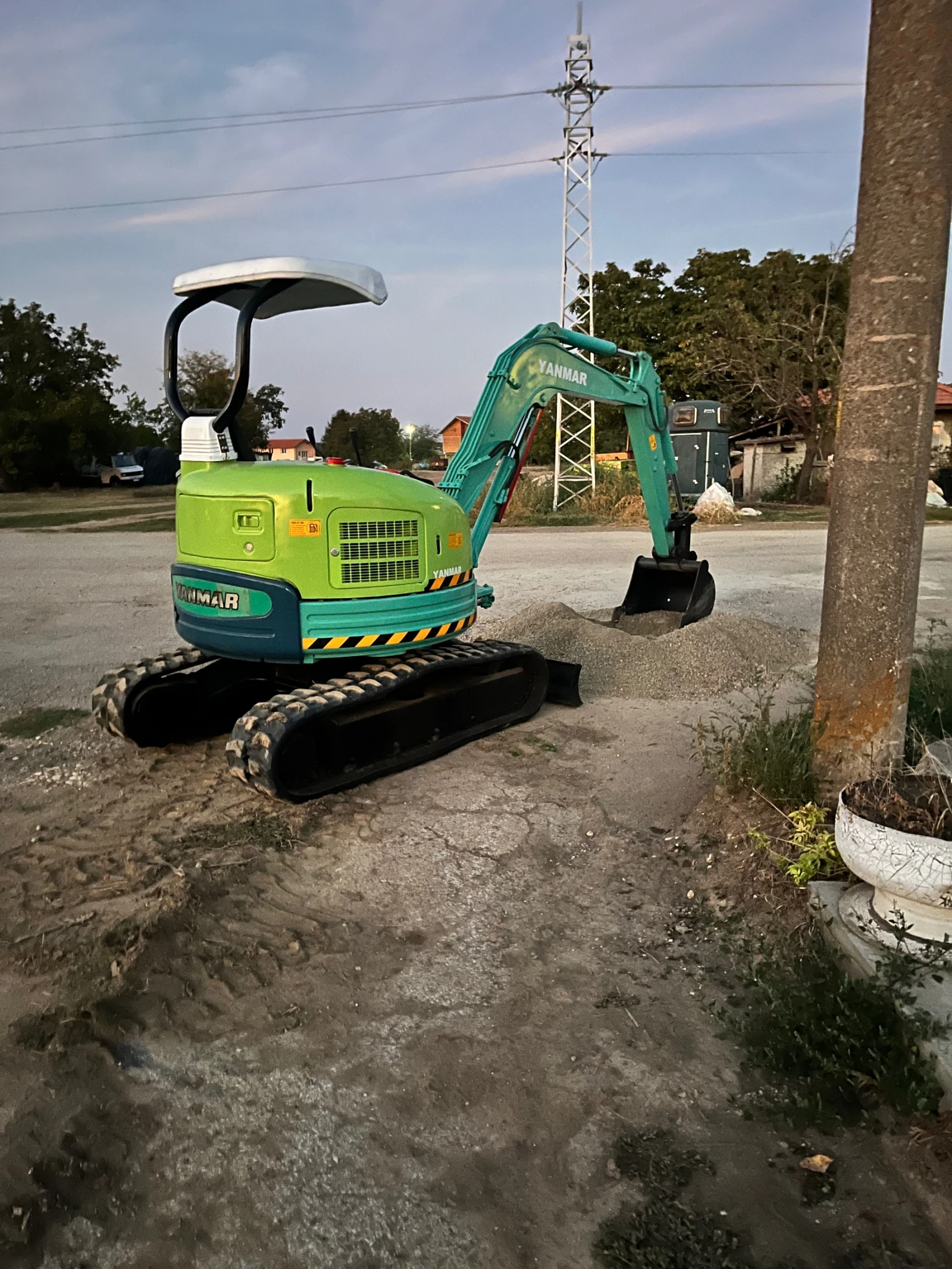 Багер Yanmar Vio30-1, снимка 3 - Индустриална техника - 55017600