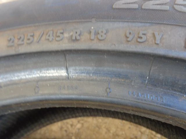 Гуми Летни 225/45R18, снимка 5 - Гуми и джанти - 21441235