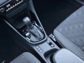 Toyota Yaris HEV 4200km, снимка 10