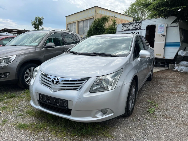 Toyota Avensis 1.8 NAVI Камера, снимка 1 - Автомобили и джипове - 46024542