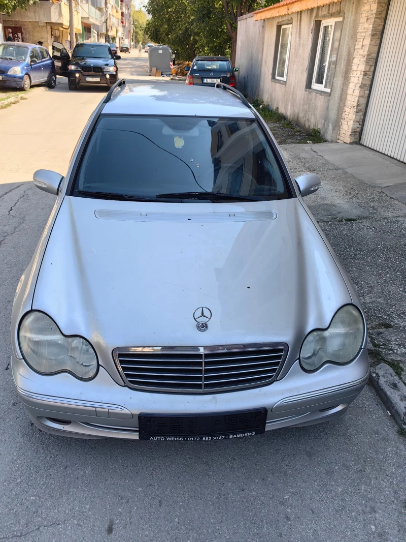 Mercedes-Benz C 220 CDI, снимка 3 - Автомобили и джипове - 47312601