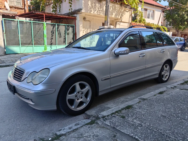 Mercedes-Benz C 220 CDI, снимка 4 - Автомобили и джипове - 47312601