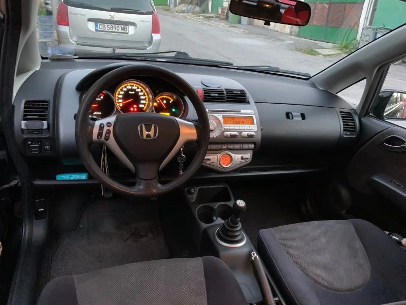 Honda Jazz, снимка 8 - Автомобили и джипове - 47809404