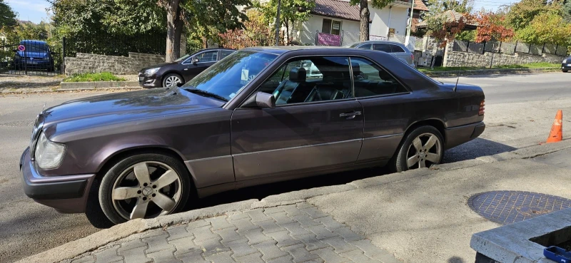 Mercedes-Benz 124, снимка 4 - Автомобили и джипове - 47997191