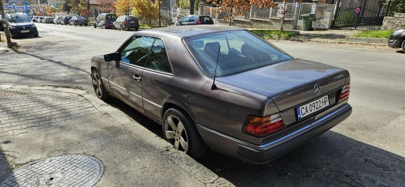 Mercedes-Benz 124, снимка 5 - Автомобили и джипове - 47997191