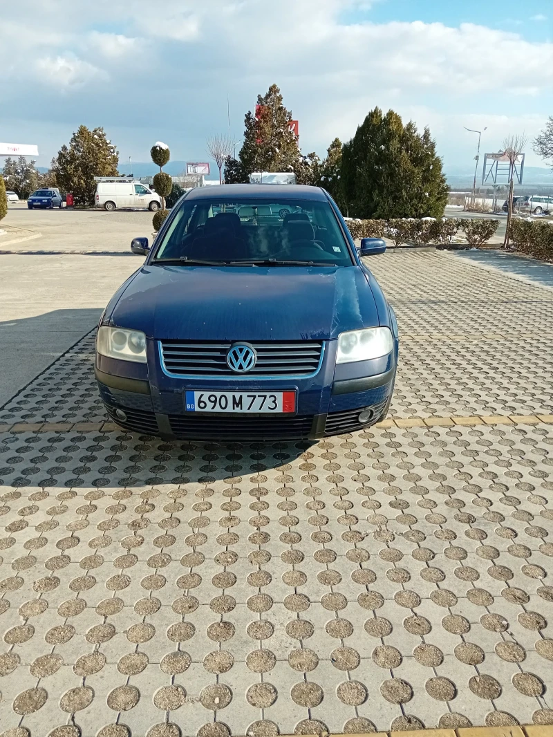 VW Passat 1.9 TDI, снимка 3 - Автомобили и джипове - 49261146