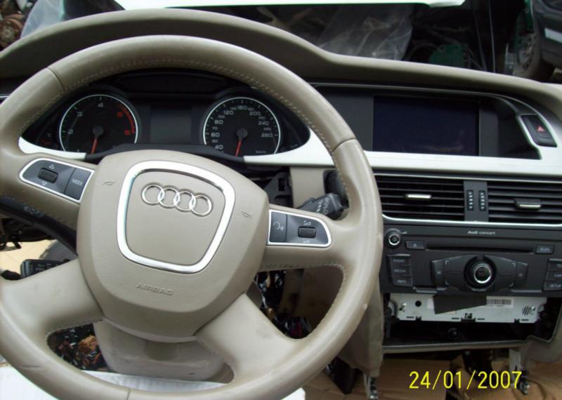 Audi A4 2,0, снимка 15 - Автомобили и джипове - 42072325