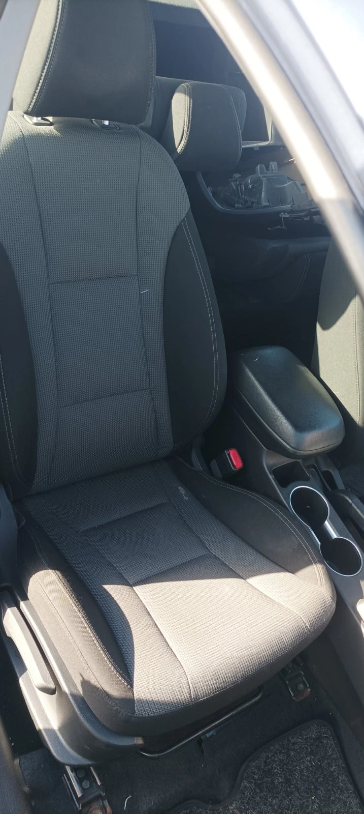 Hyundai I30 1.6i , снимка 10 - Автомобили и джипове - 53140325