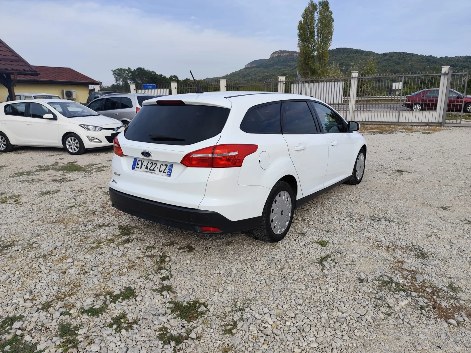 Ford Focus 1.5 дизел  - изображение 5