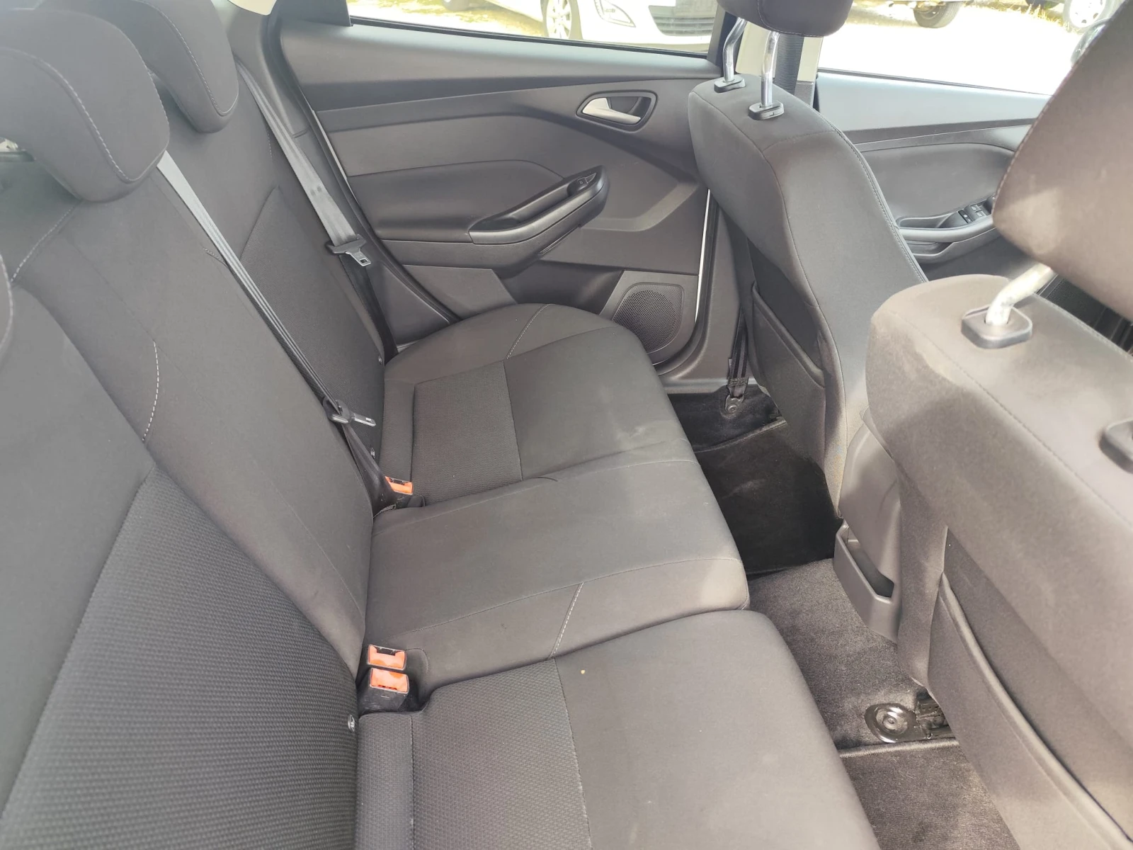 Ford Focus 1.5   | Mobile.bg   14