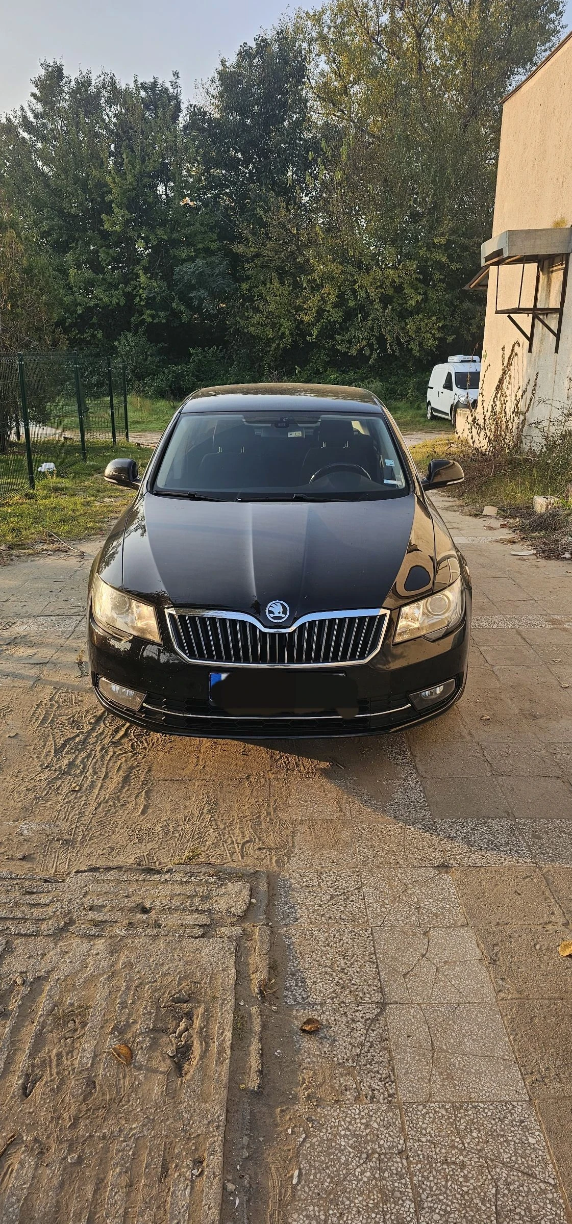 Skoda Superb Лимузина - изображение 2