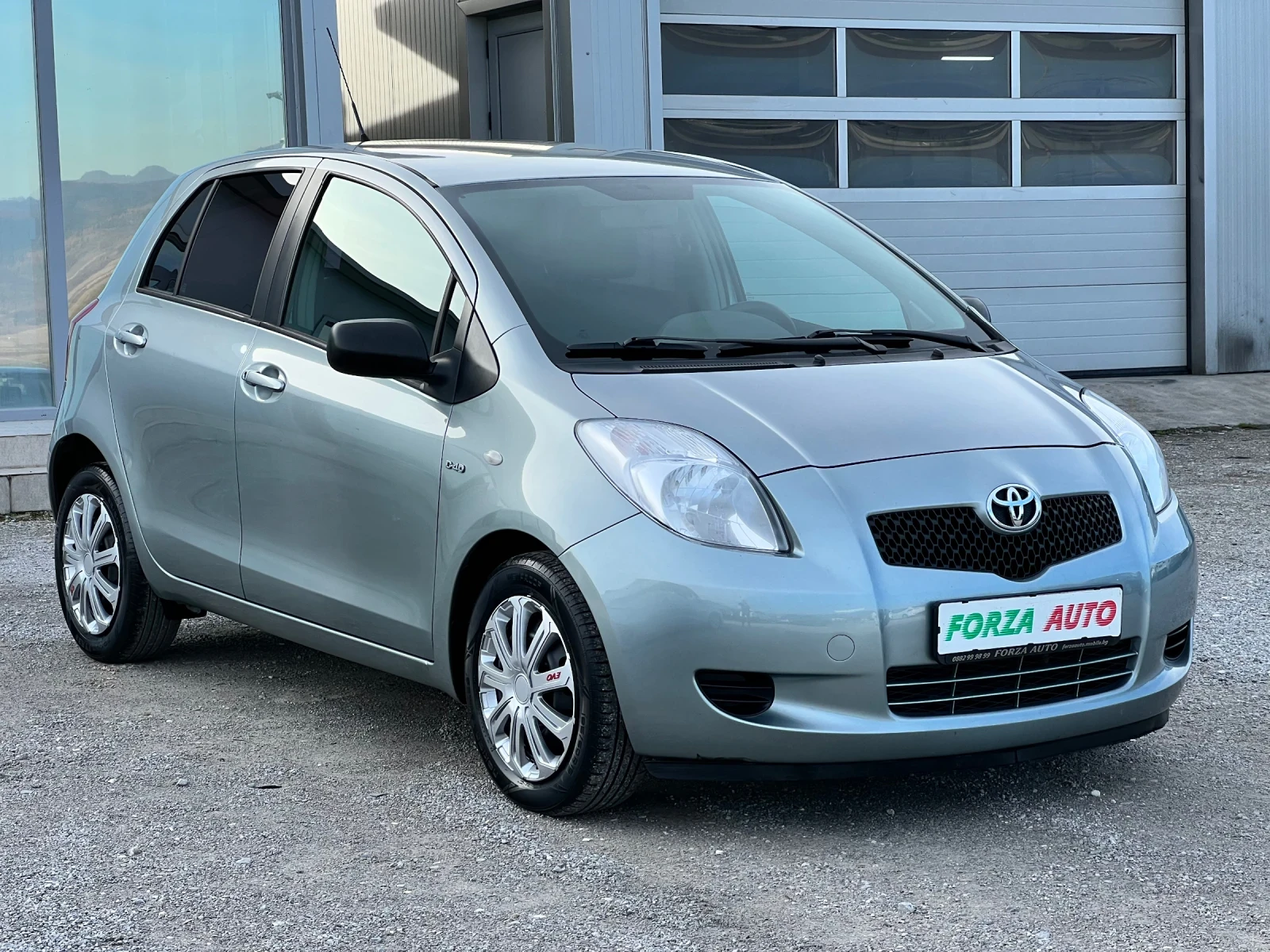 Toyota Yaris 1.4D-4D - изображение 3