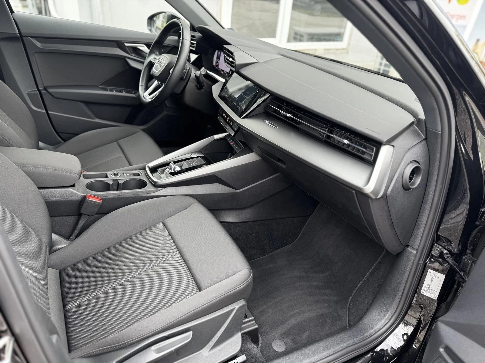 Audi A3 35TFSI - изображение 6