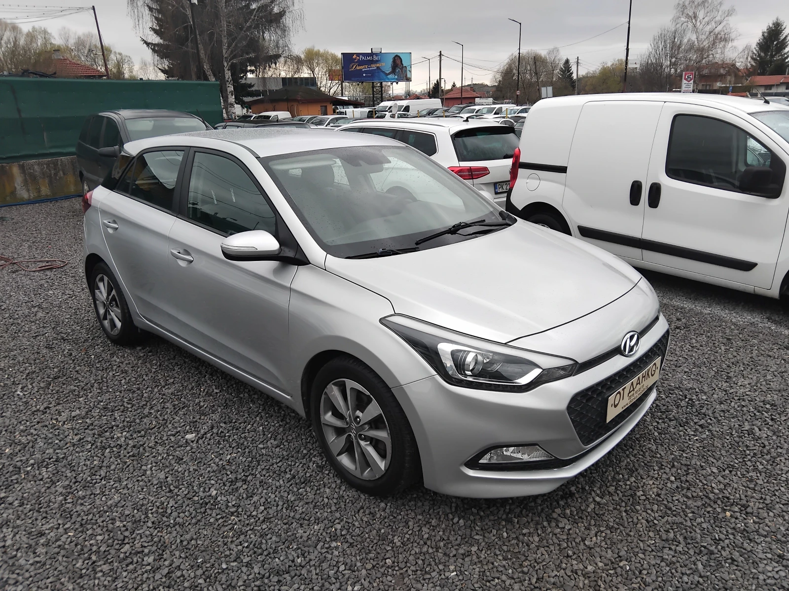 Hyundai I20 1.1CRDI EURO 6 - изображение 3