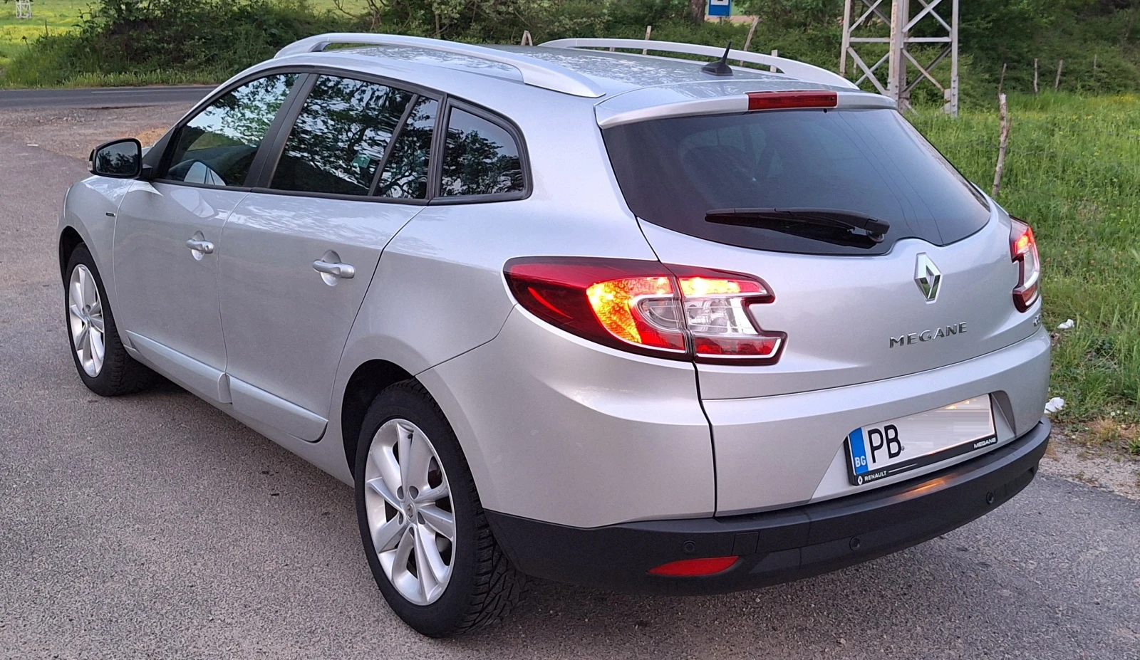 Renault Megane 1.5 DCI 110k.c LIMITED - изображение 5