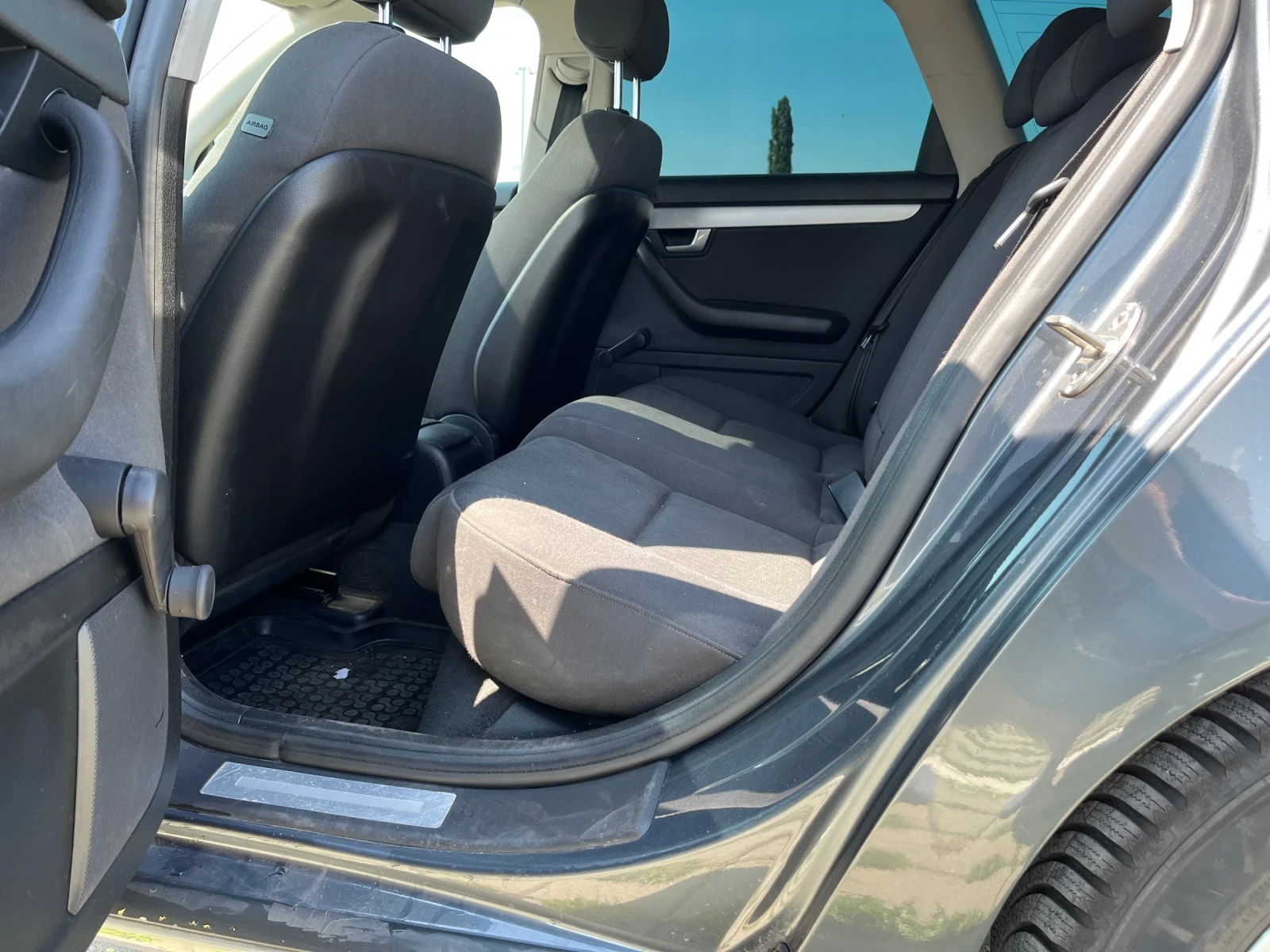 Audi A4 2.0 TDI 140 - изображение 4