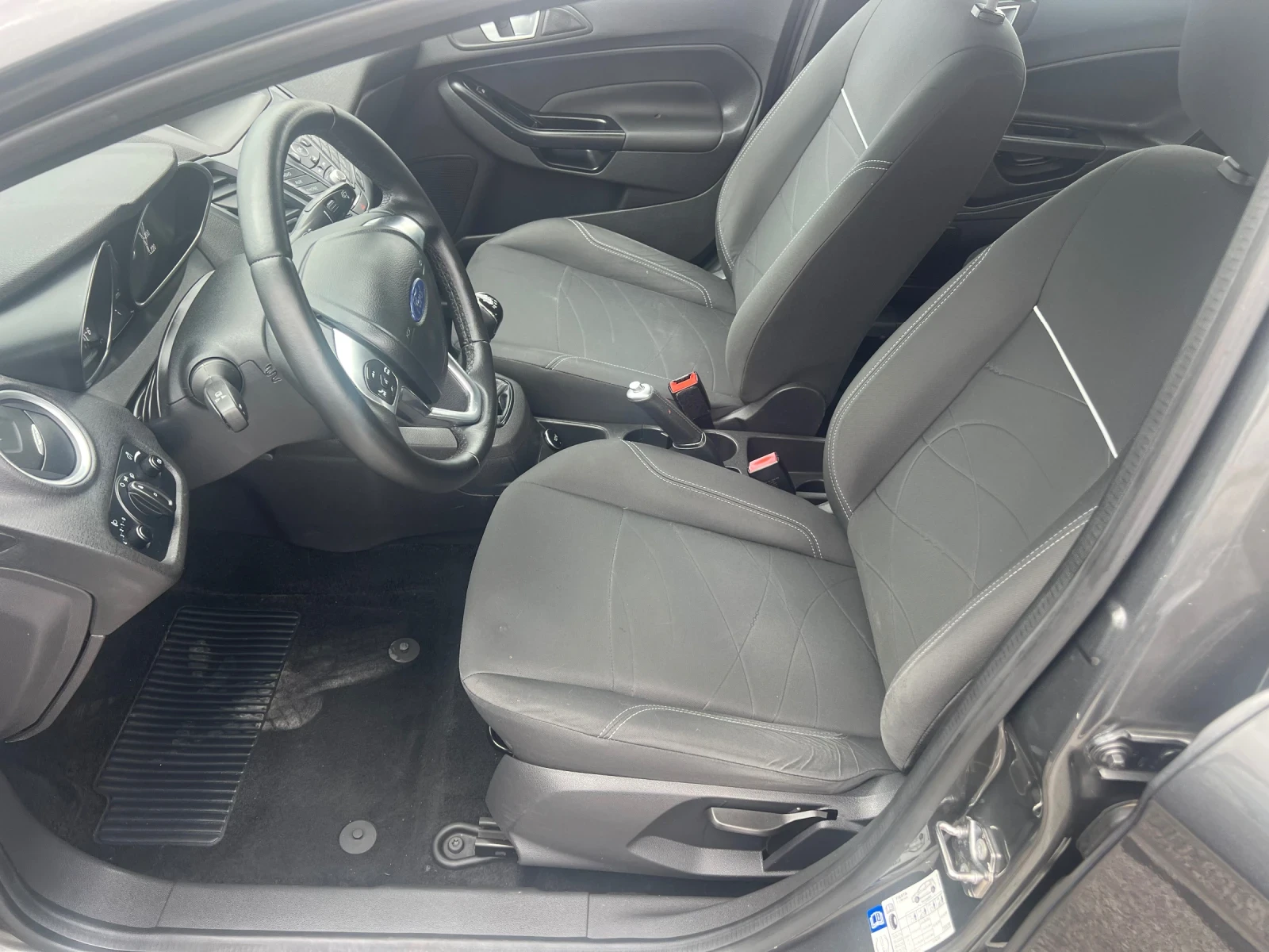 Ford Fiesta 1.5tdci EURO6 - изображение 8