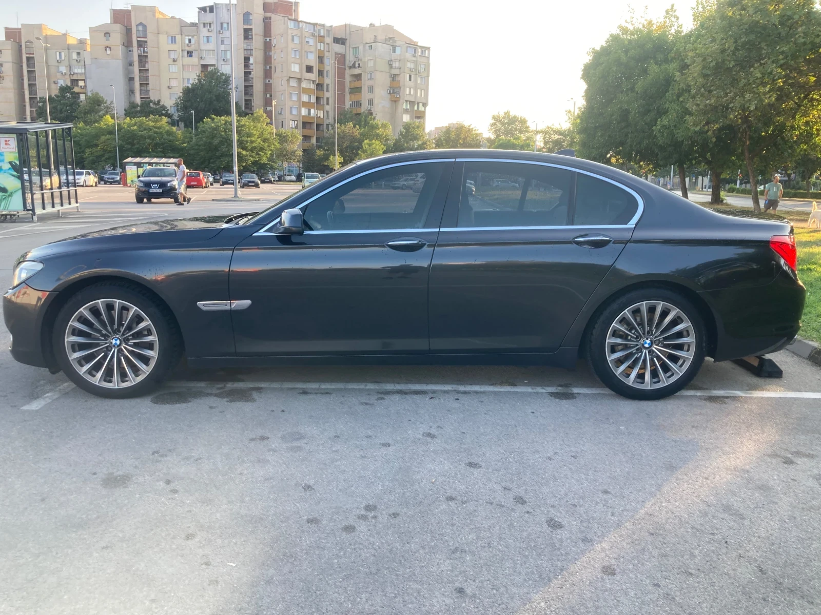 BMW 730 F01 - изображение 7