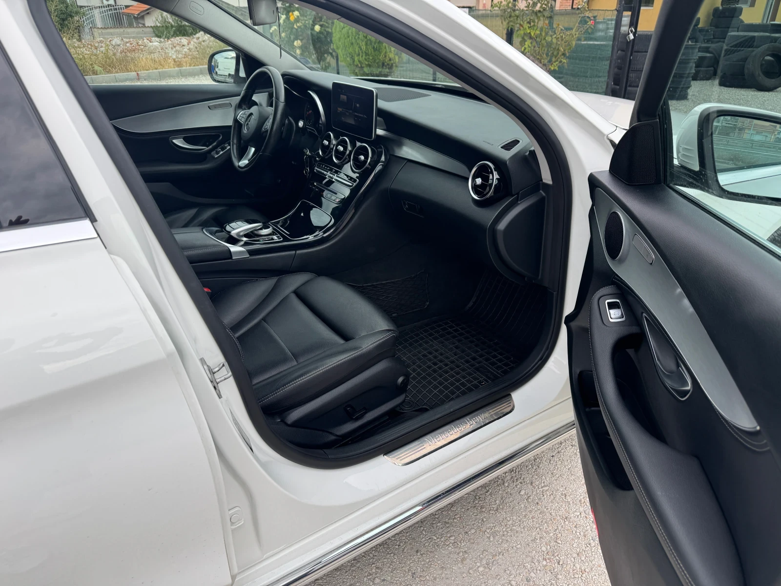 Mercedes-Benz C 220 2.2 CDI EURO 5 | Mobile.bg   13