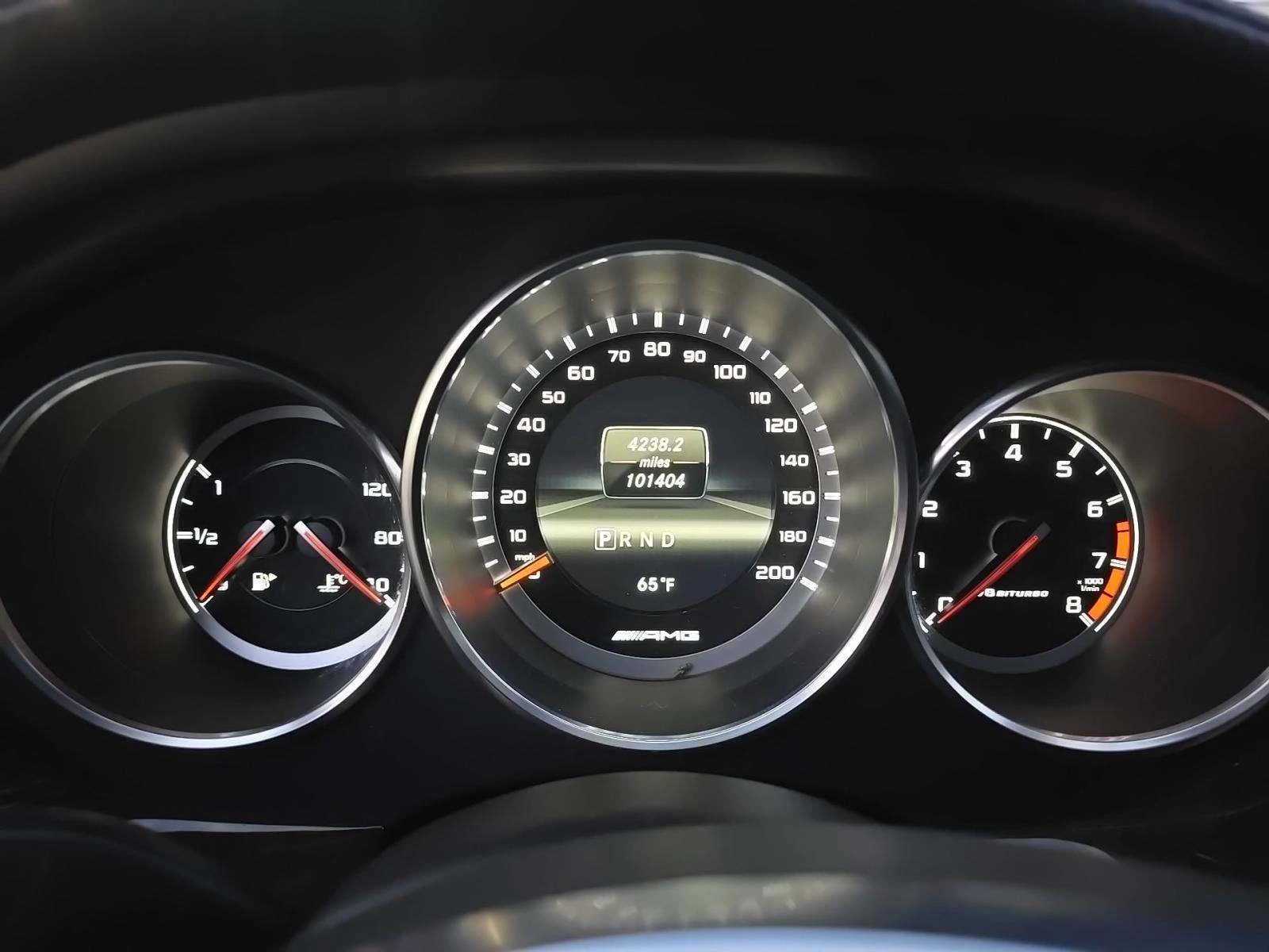 Mercedes-Benz CLS 63 AMG CARBON* FULL MAXX - изображение 6