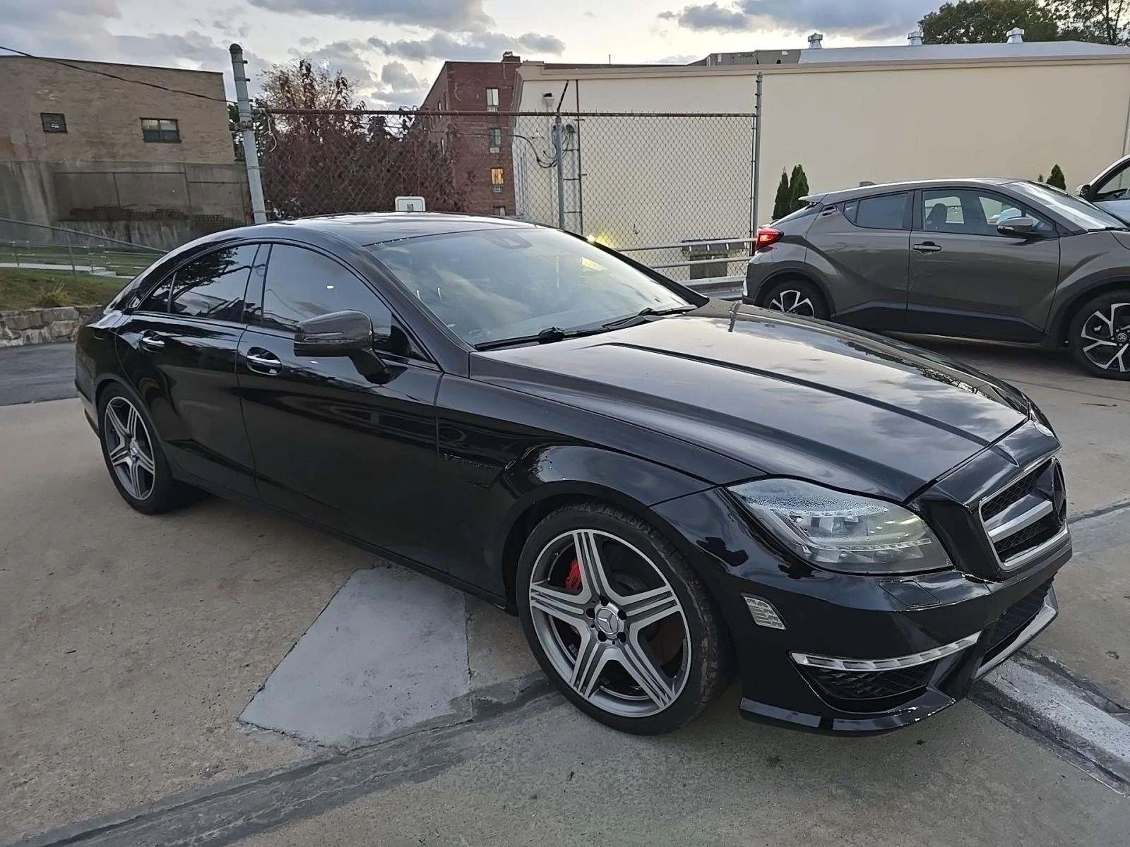 Mercedes-Benz CLS 63 AMG CARBON* FULL MAXX - изображение 2