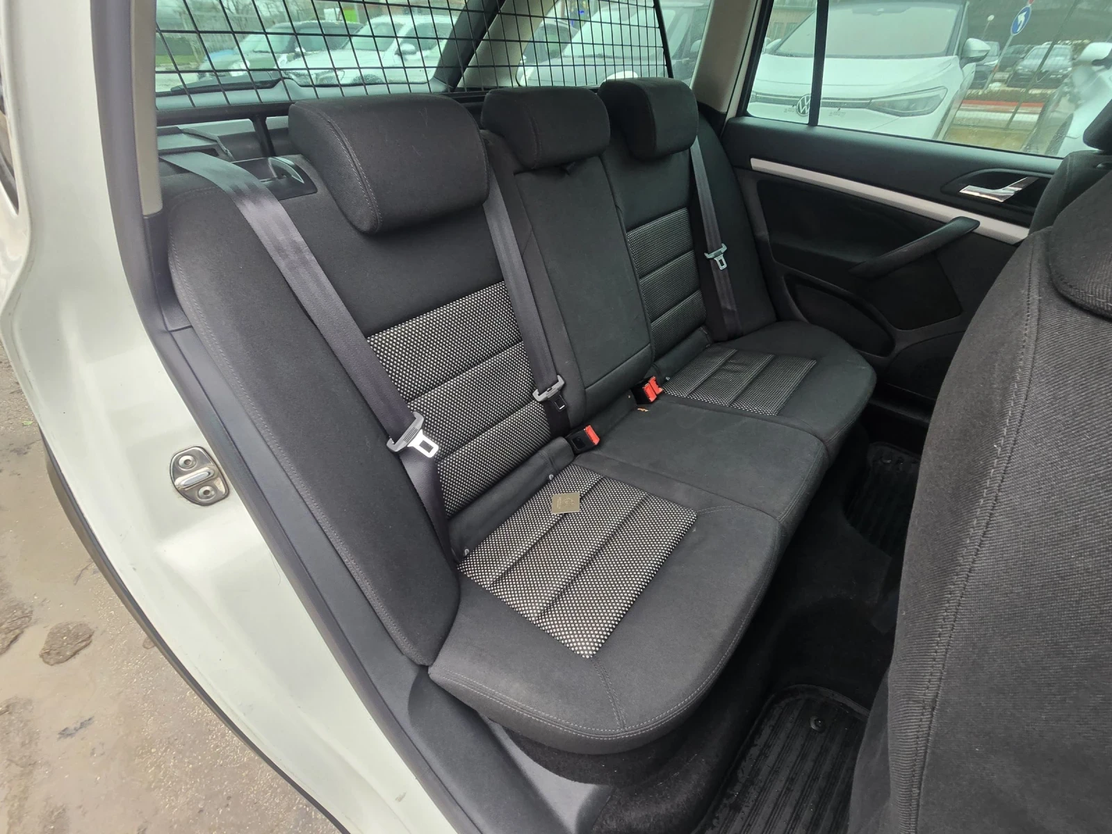 Skoda Octavia Scout 2.0TDI 140�.� 4x4 DSG | Mobile.bg � ����������� 14