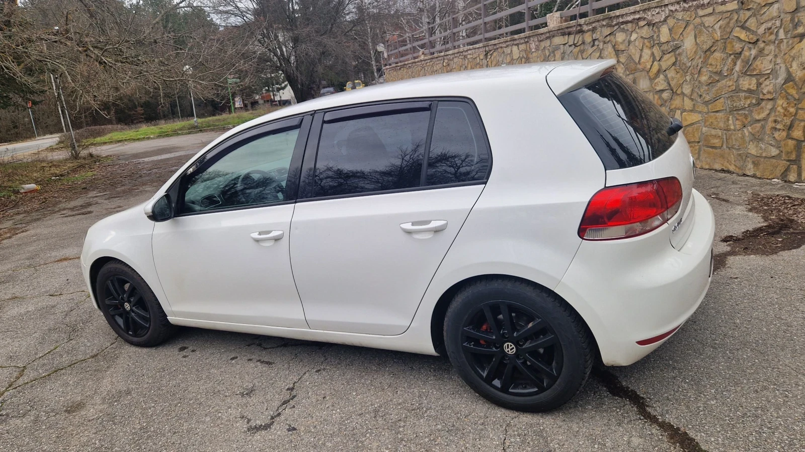 VW Golf 1.6, снимка 3 - Автомобили и джипове - 53524840