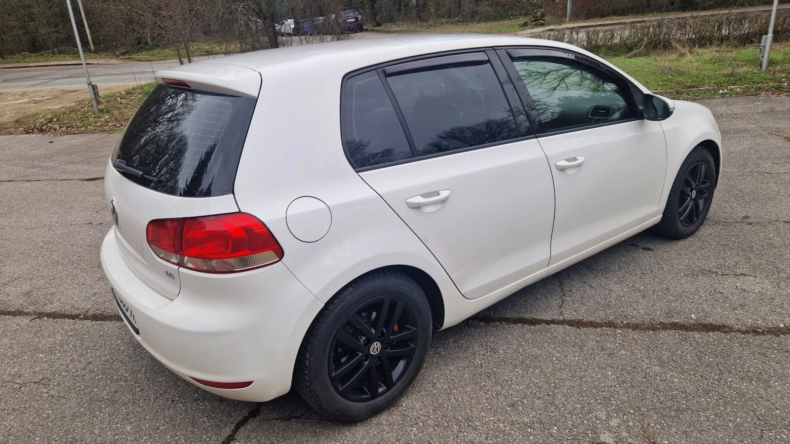 VW Golf 1.6, снимка 2 - Автомобили и джипове - 53524840