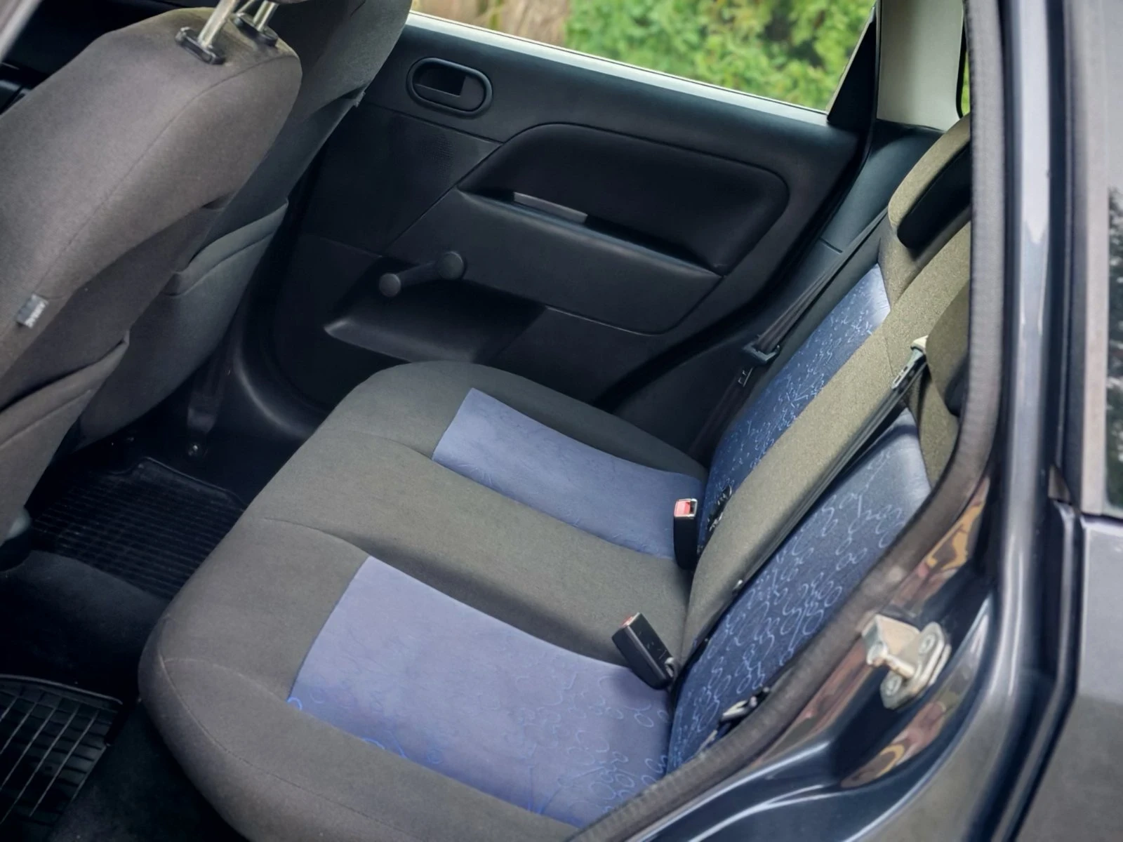 Ford Fiesta, снимка 6 - Автомобили и джипове - 53756073