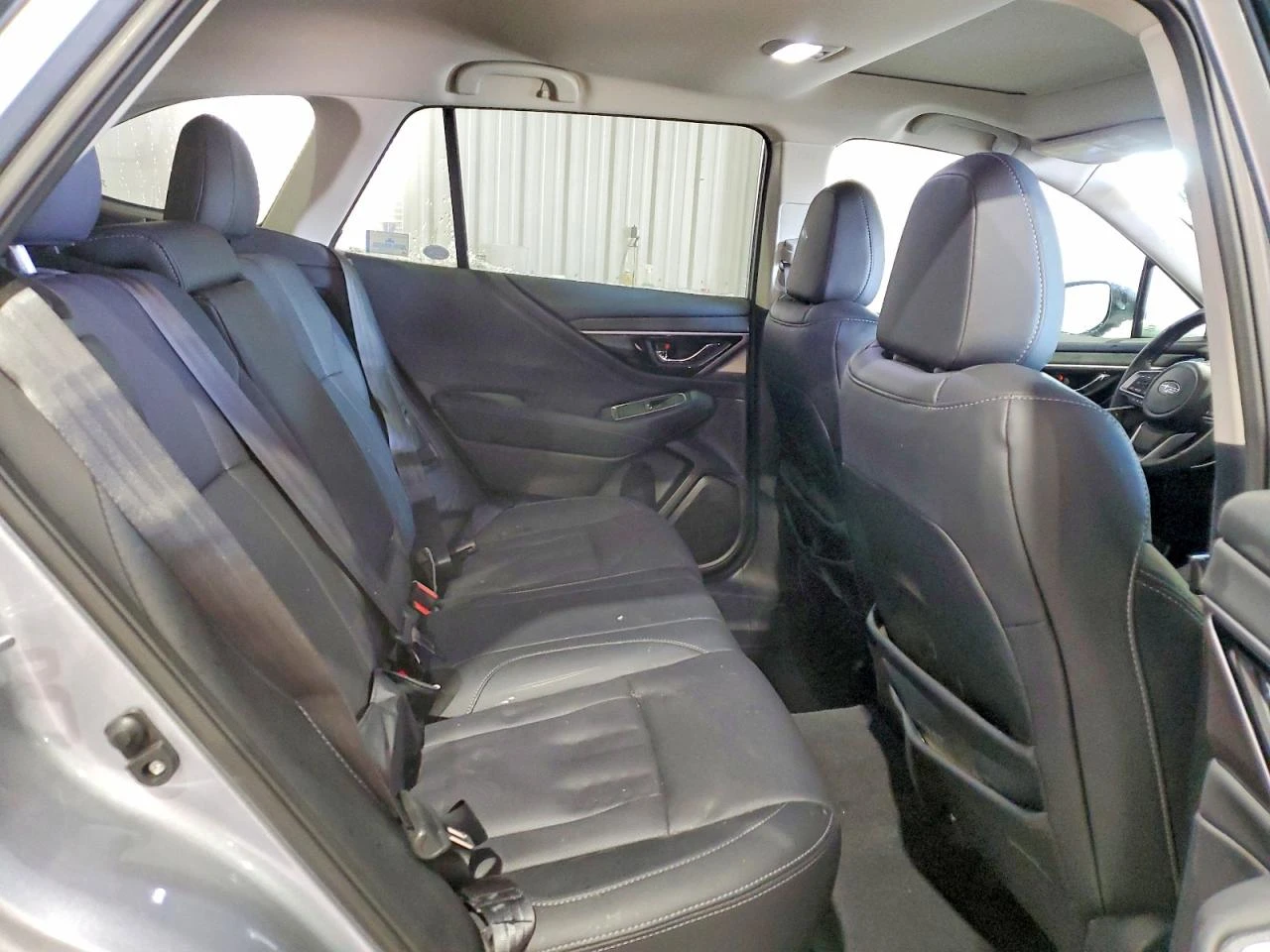 Subaru Outback LIMITED, снимка 11 - Автомобили и джипове - 53943364