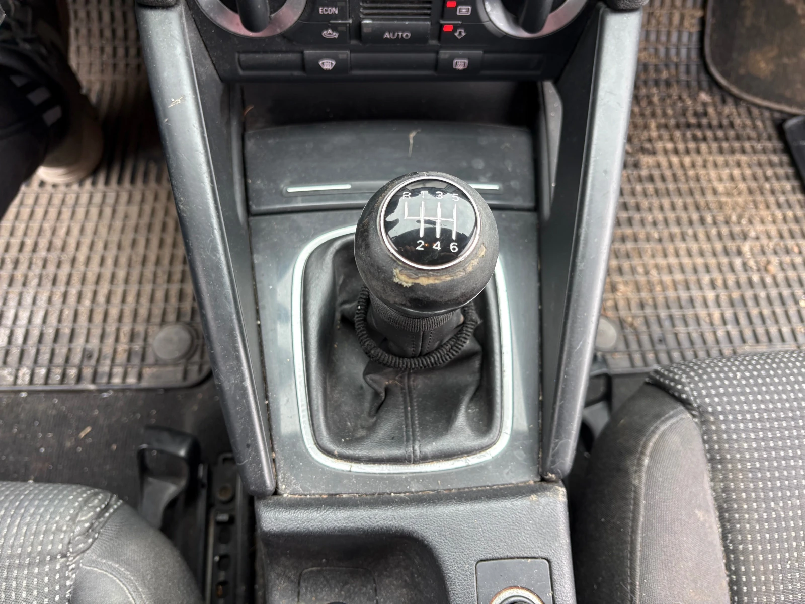 Audi A3 2.0 tdi BKD НА ЧАСТИ ръчка, снимка 17 - Автомобили и джипове - 53953450