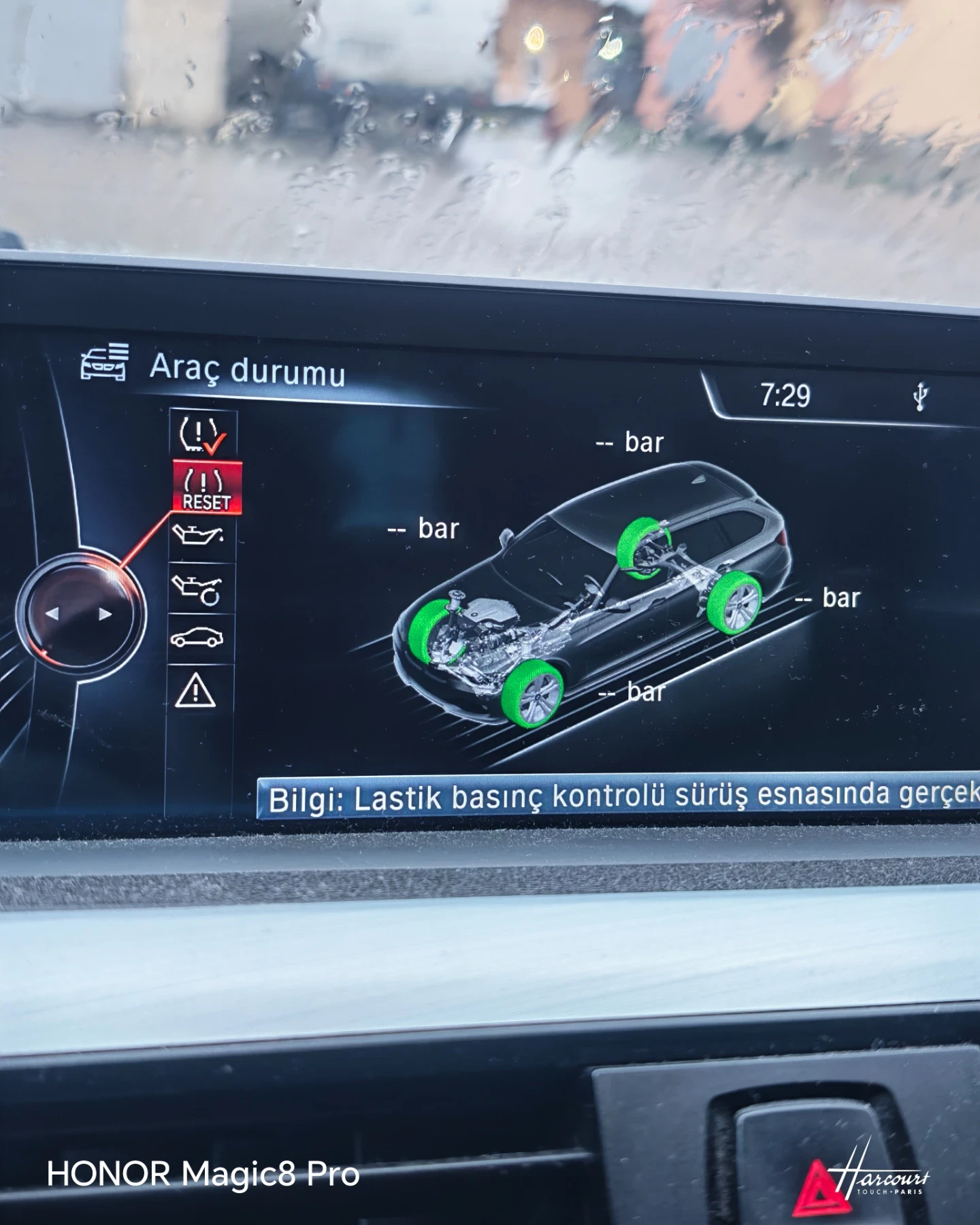 BMW 320 320i xDrive Sport, снимка 16 - Автомобили и джипове - 54061314