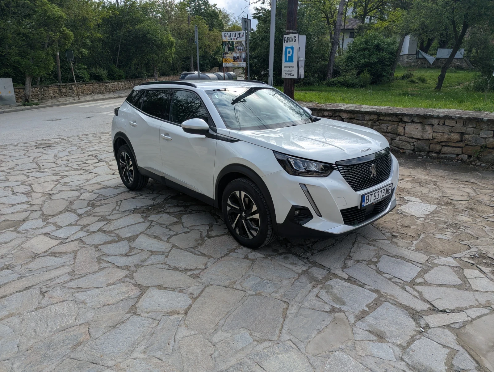 Peugeot 2008 1.5 дизел, снимка 2 - Автомобили и джипове - 54559130