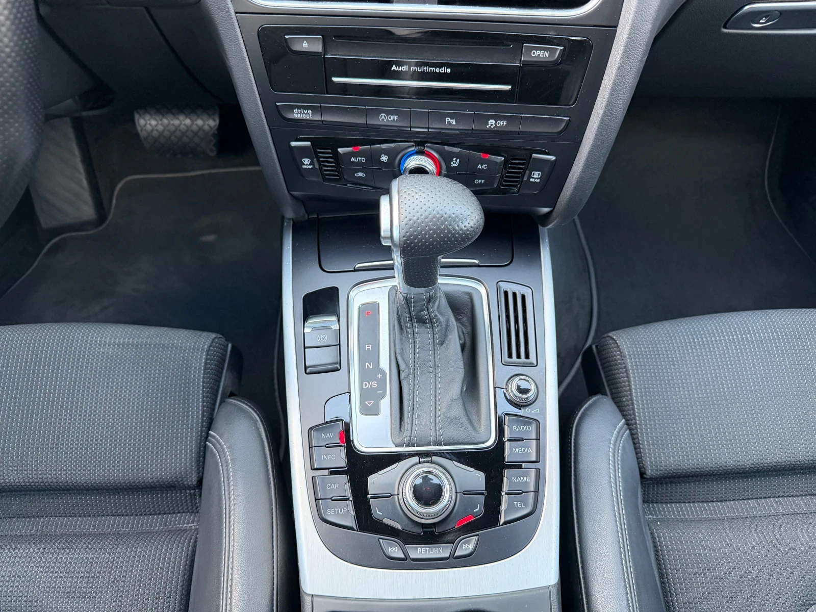 Audi A4 Avant 2.0TDI Quattro S-Line Euro6B, снимка 13 - Автомобили и джипове - 54794335
