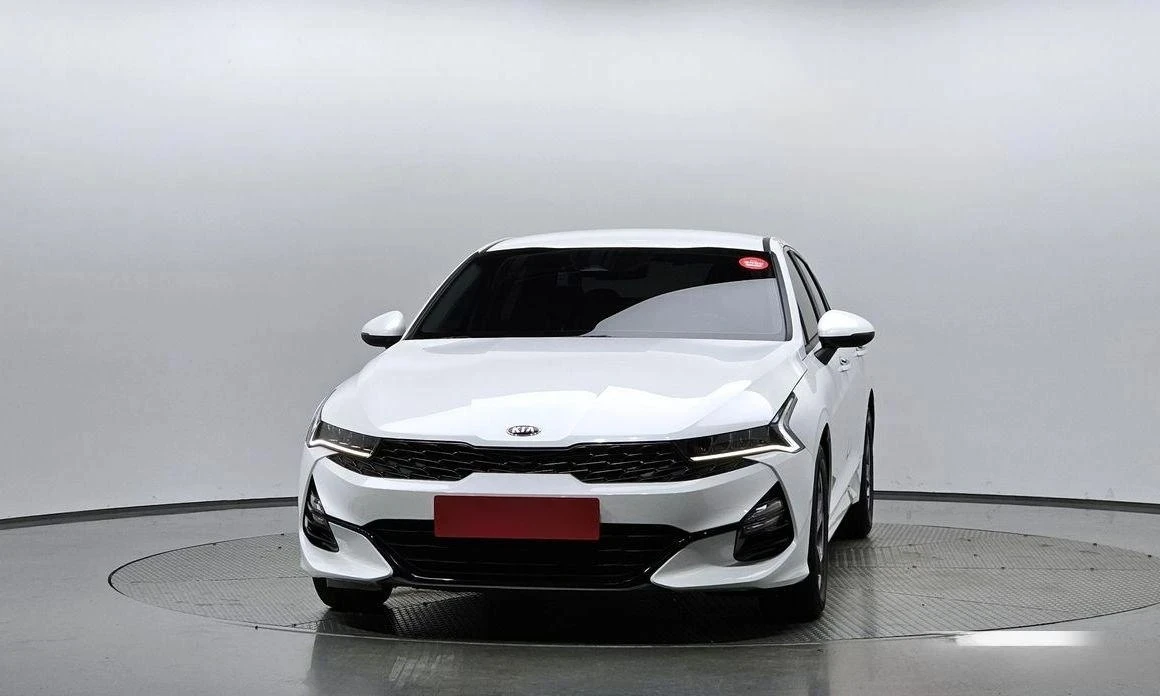 Kia K5 | АВТОФИНАНСИРАНЕ | ФИКСИРАНА ЦЕНА ДО БЪЛГАРИЯ, снимка 2 - Автомобили и джипове - 55192412