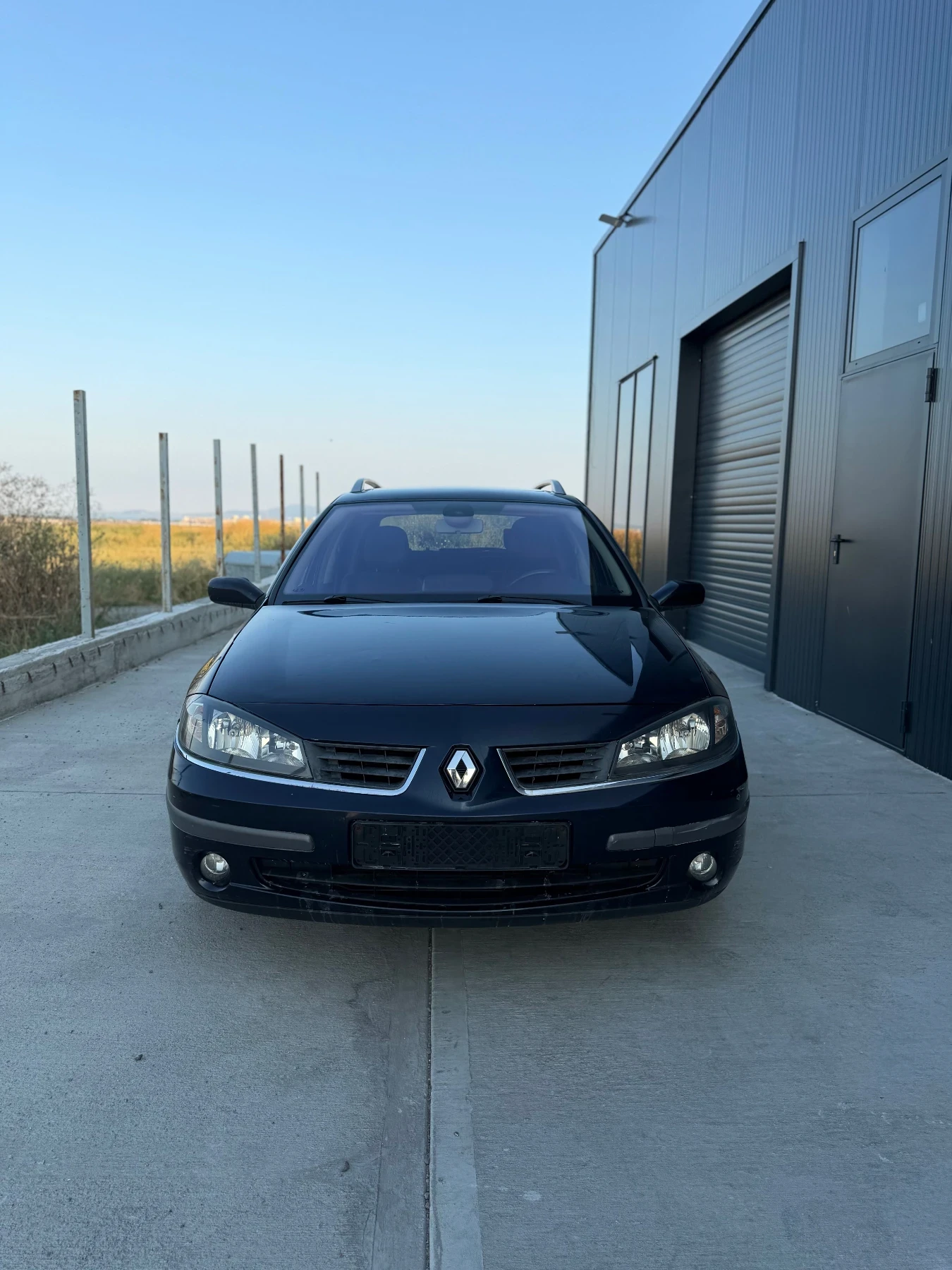 Renault Laguna 1.9 , снимка 2 - Автомобили и джипове - 55303993