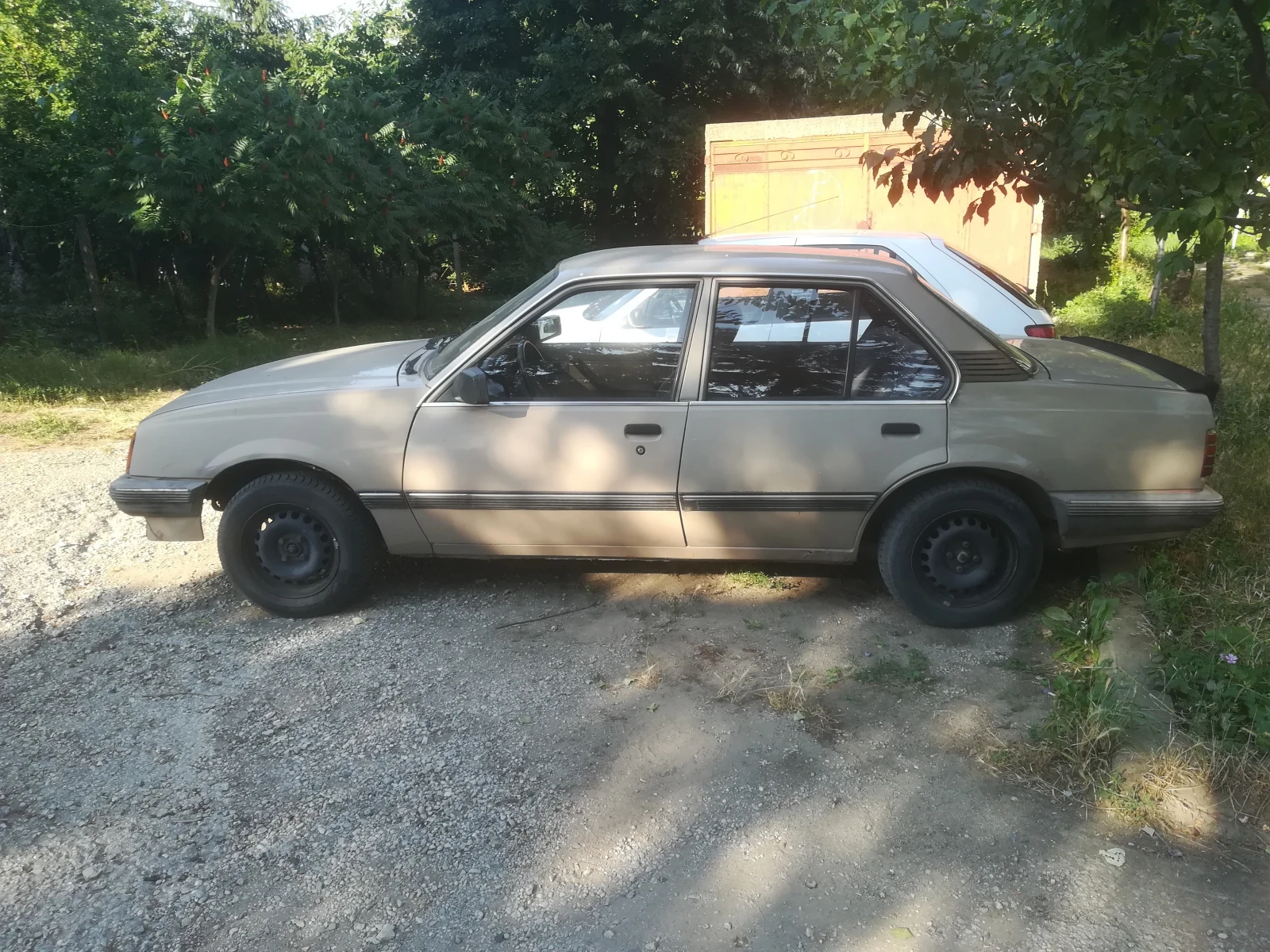 Opel Ascona