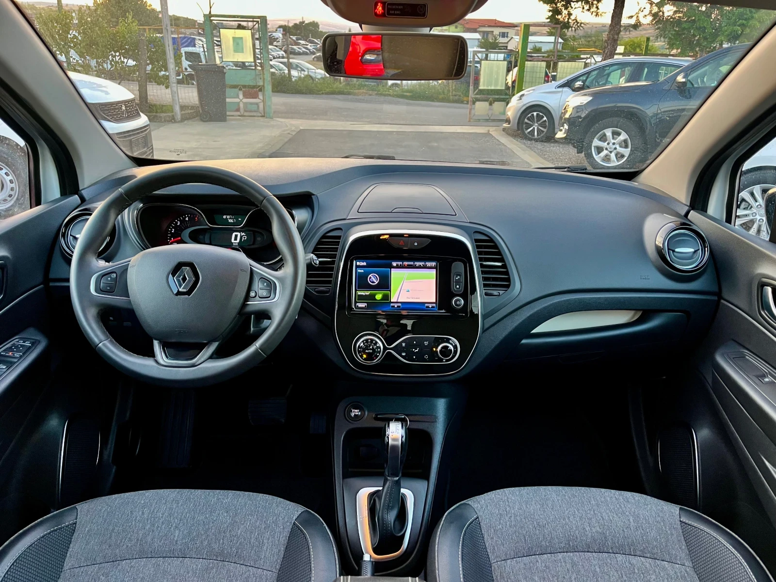 Renault Captur 1.5 dci / R-link / Led Pure Vision , снимка 7 - Автомобили и джипове - 55951603