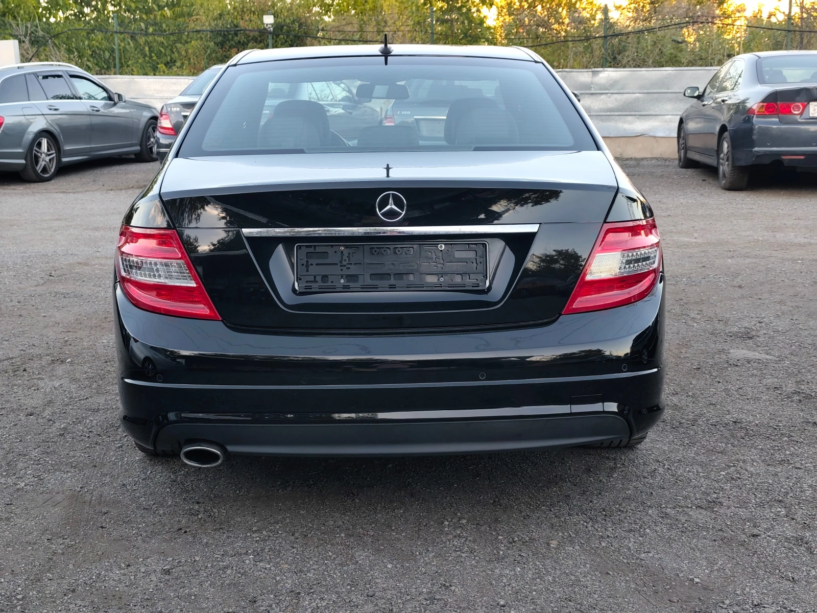 Mercedes-Benz C 180 i AMG. Avantgarde. Bi-Xenon. 2011г. Евро5, снимка 5 - Автомобили и джипове - 55959332