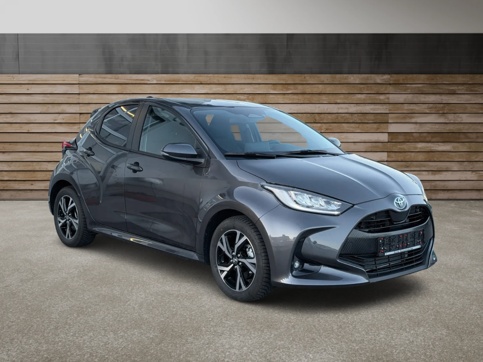 Toyota Yaris HEV 4200km, снимка 3 - Автомобили и джипове - 56509908