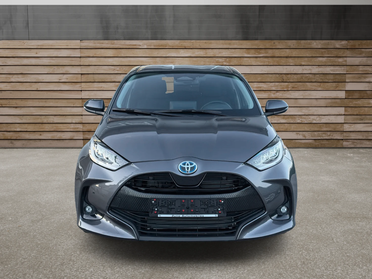 Toyota Yaris HEV 4200km, снимка 2 - Автомобили и джипове - 56509908