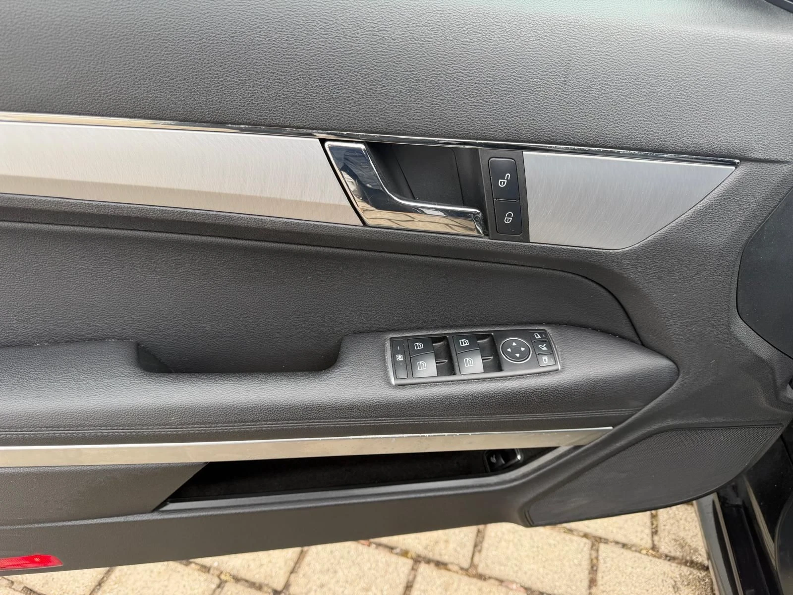 Mercedes-Benz E 350, снимка 12 - Автомобили и джипове - 56551665