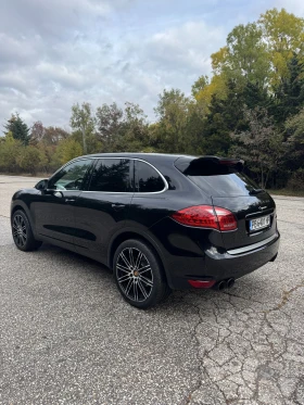 Porsche Cayenne 3.0 Diesel / PANORAMA / ОБСЛУЖЕН / РЕГИСТРИРАН, снимка 8
