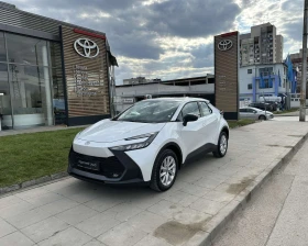 ������ Toyota C-HR