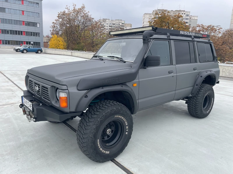 Nissan Patrol, снимка 1 - Автомобили и джипове - 49600624