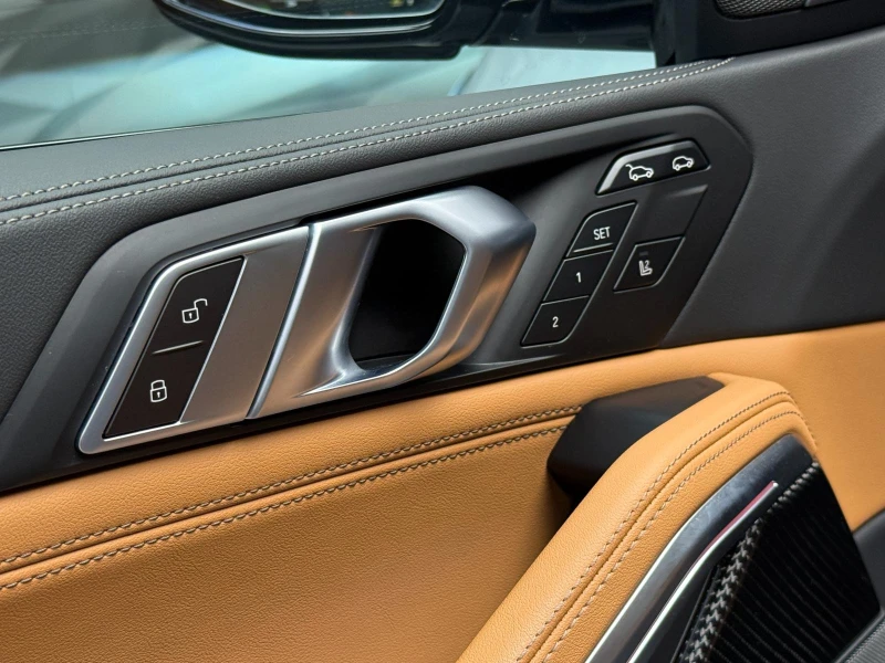 BMW X6 M60i xDrive H&K* Pano* Carbon* Гаранция* Обдухване, снимка 13 - Автомобили и джипове - 51569707