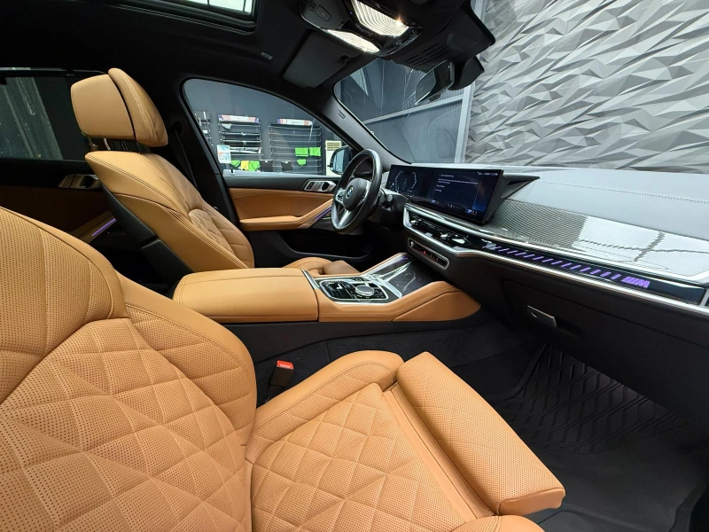 BMW X6 M60i xDrive H&K* Pano* Carbon* Гаранция* Обдухване, снимка 10 - Автомобили и джипове - 51569707