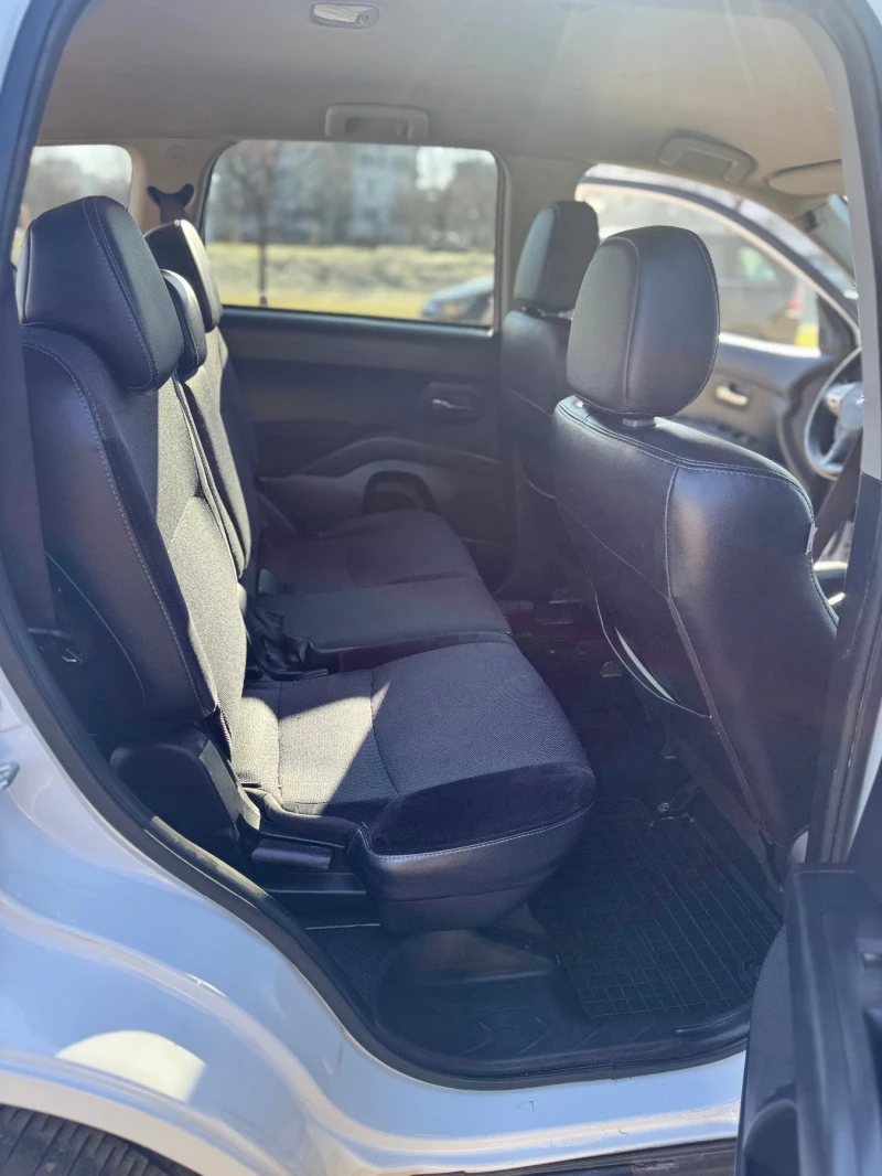 Citroen C-Crosser 2.20 HDI V16 малък данък , снимка 7 - Автомобили и джипове - 52965343