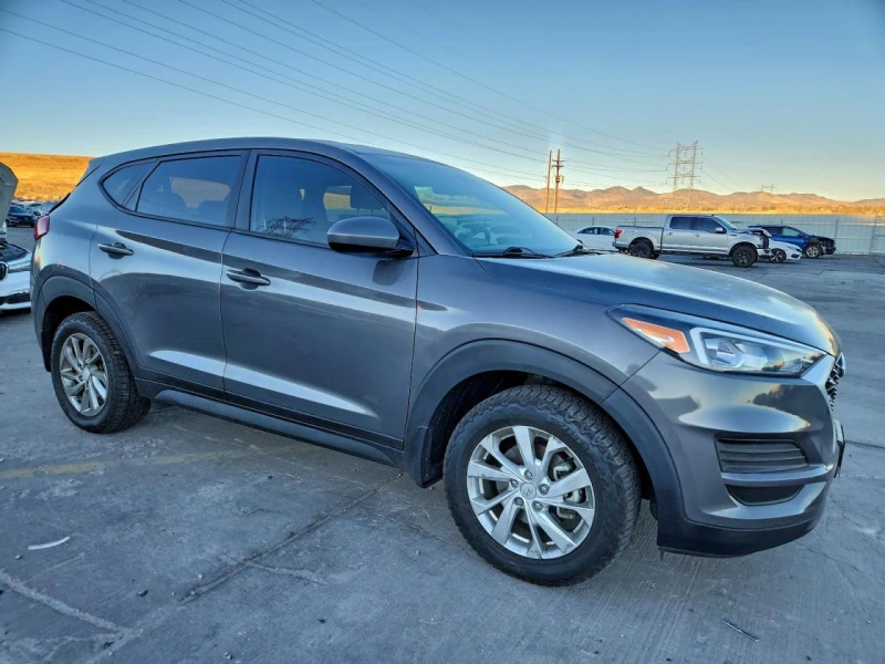 Hyundai Tucson AWD* Камера* Круиз контрол* Подгрев* КРАЙНА ЦЕНА* , снимка 3 - Автомобили и джипове - 53141840